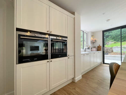 shaker kitchen with inbuilt appliances
