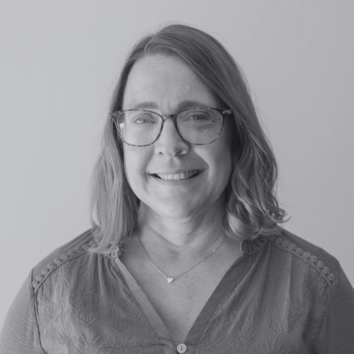 Dee Dee Hare Volunteer Coordinator