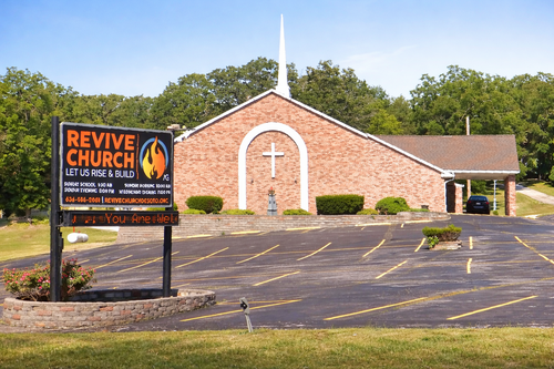 Revive Church building in DeSoto