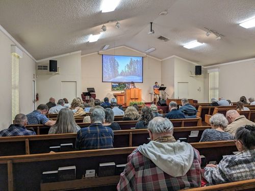 Join Us at Henderson Avenue Bible Church for our Sunday Service in Porterville California