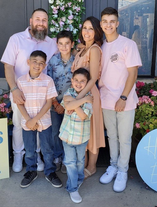 Anthony and Leah Epperely and their family