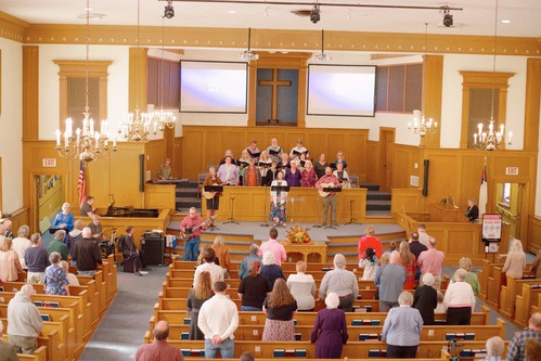 Worship at ROsemont Baptist Church