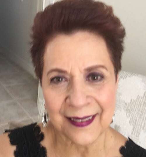 Profile Photo: Joyce Petterson