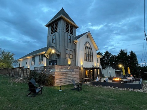 Old Shomair Yisrael Building