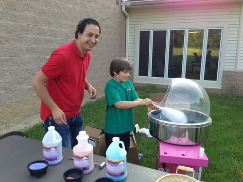 Faith Baptist Church - Adrian MI - Making Cotton Candy