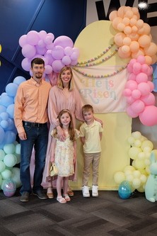 oin New Life Church on April 20, 2025, for Easter celebrations in Oak Grove, MO. Services at 8:30 AM, 10 AM, and 11:30 AM with full children's programs.