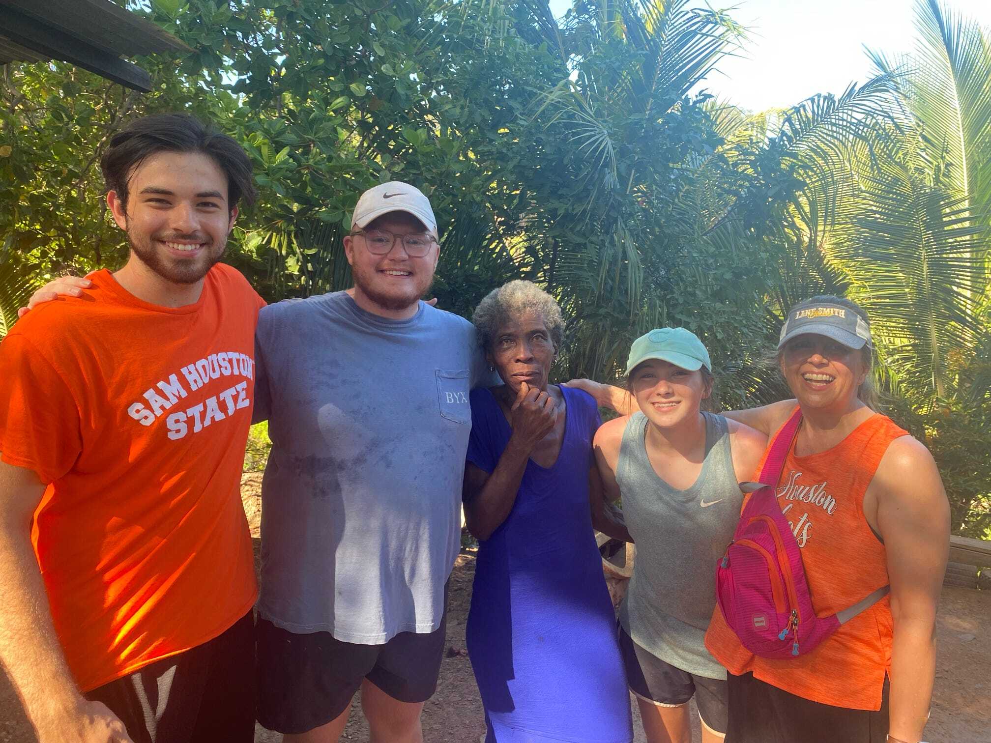UHSM in Roatan 2023 day 4 | University Heights Baptist Church