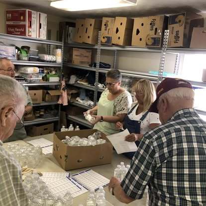 Packing boxes for the food ministry