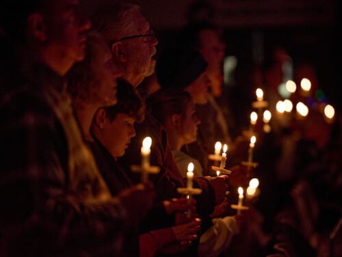 Lake Sawyer candlelight service