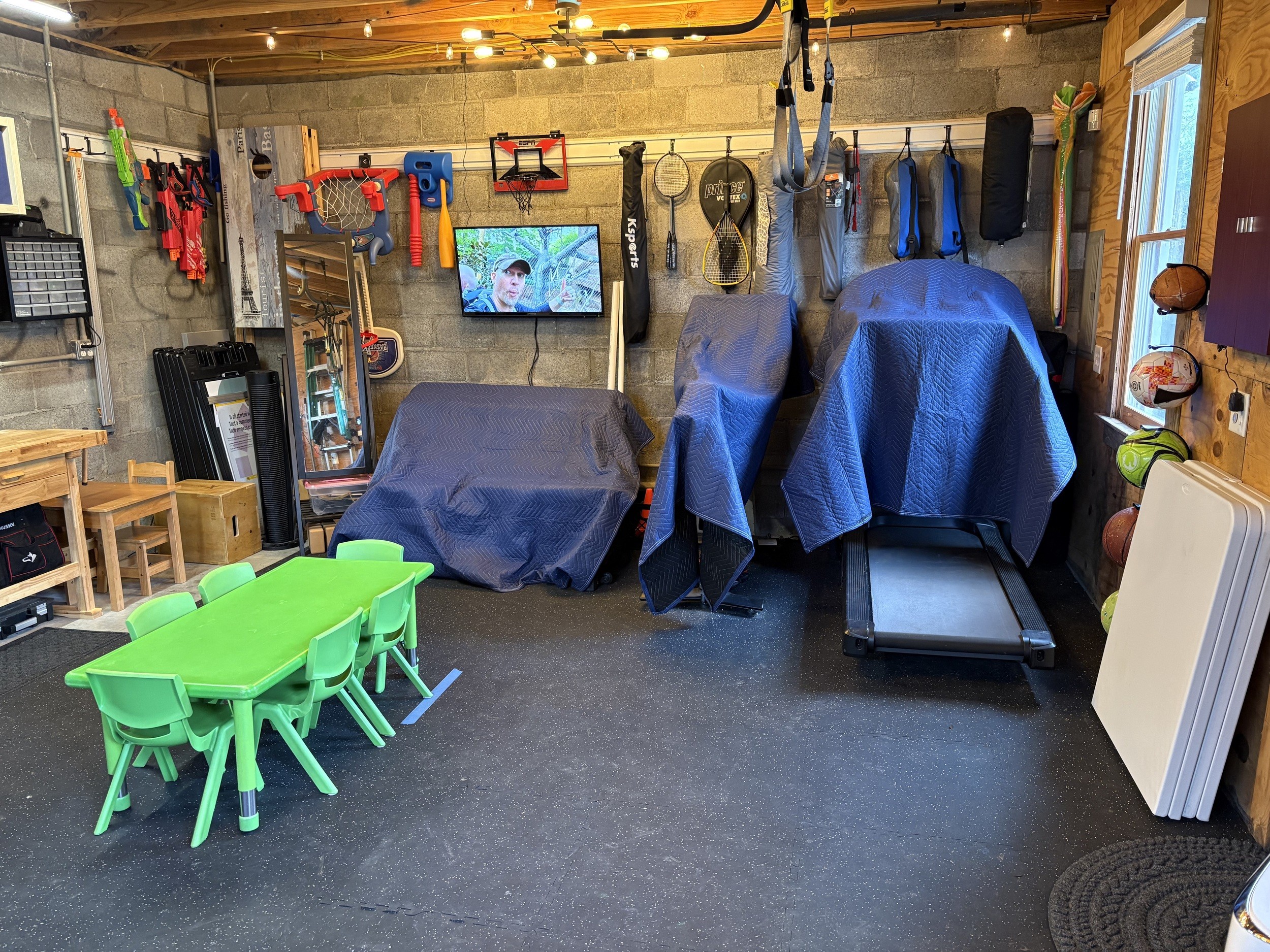 Explorers garage setup angle one