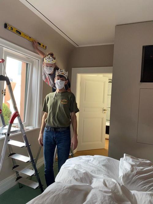 grüßende Deko-Engel  